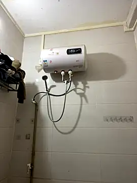 yiyi0316 online show from December 2025 04:16:01 PM