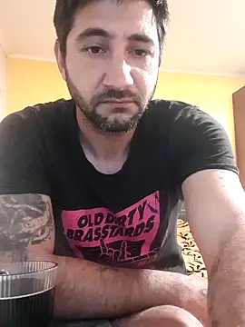 Exuuuuu1 online show from May 2026 07:02:02 AM