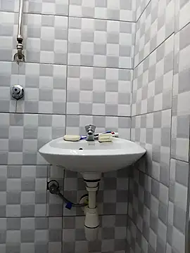 Snapshot of BelindaLexy chatting on April 2026 06:47:01 AM BelindaLexy online show from April 2026 06:47:01 AM