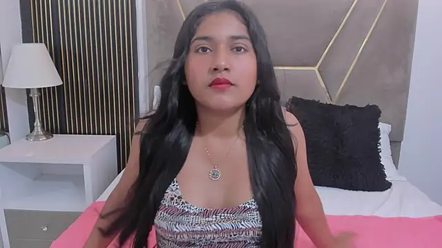 Amalia Queen  online show from November 2025 11:43:02 AM