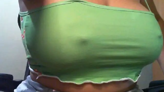 Snapshot of DiivaMarii chatting on April 2026 12:26:02 PM DiivaMarii online show from April 2026 12:26:02 PM