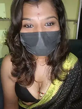 Snapshot of Premalatha_28 chatting on July 2026 05:38:01 PM Premalatha 28 online show from July 2026 05:38:01 PM