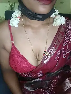 Snapshot of Premalatha_28 chatting on July 2026 05:33:02 PM Premalatha 28 online show from July 2026 05:33:02 PM