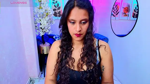 Lili rousx online show from November 2025 03:30:01 AM