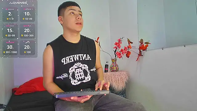 Lucastorrez01 online show from December 2025 03:16:02 AM