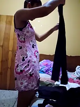 skinnyrox online show from February 2026 01:32:01 AM