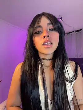 Sophie wyld online show from November 2025 03:09:02 AM