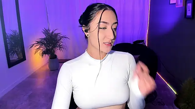 Snapshot of -Kennya chatting on July 2026 04:26:02 AM -Kennya online show from July 2026 04:26:02 AM