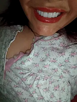 Virginass2000 online show from November 2025 02:12:02 AM