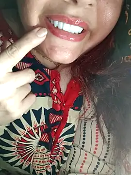 Virginass2000 online show from November 2025 12:54:01 AM