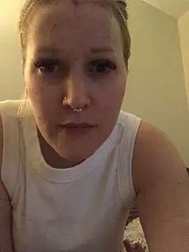 Snapshot of Wetkymistry chatting on February 2026 03:32:02 AM Wetkymistry online show from February 2026 03:32:02 AM