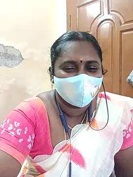 Snapshot of Tamil_Ranjini chatting on February 2026 07:21:02 AM Tamil Ranjini online show from February 2026 07:21:02 AM