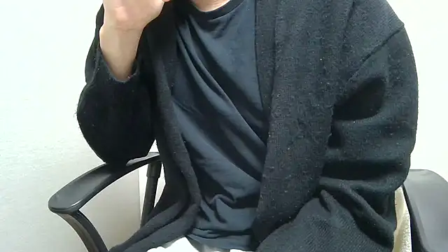 minhyuck001 online show from November 2025 12:04:01 PM