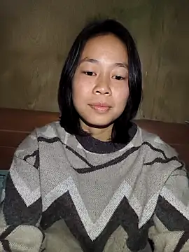 Cat-meow online show from November 2025 02:43:02 PM