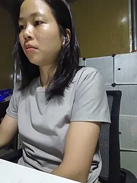 Snapshot of Cat-meow chatting on May 2026 02:12:01 PM Cat-meow online show from May 2026 02:12:01 PM