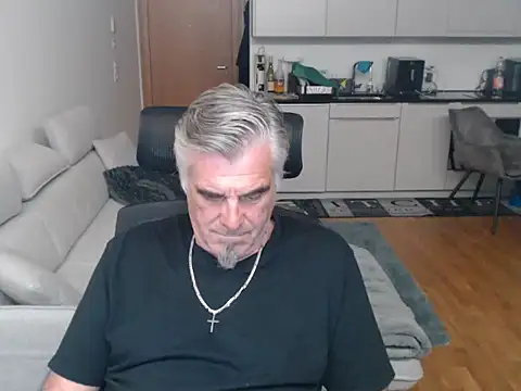 Snapshot of Buidapest chatting on April 2026 02:27:02 AM Buidapest online show from April 2026 02:27:02 AM