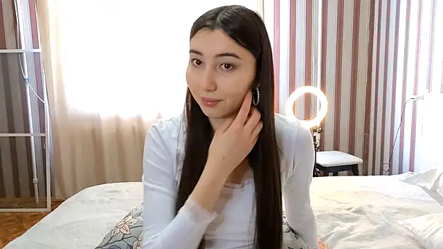 Snapshot of Alice_puff chatting on February 2026 08:04:02 AM Alice puff online show from February 2026 08:04:02 AM