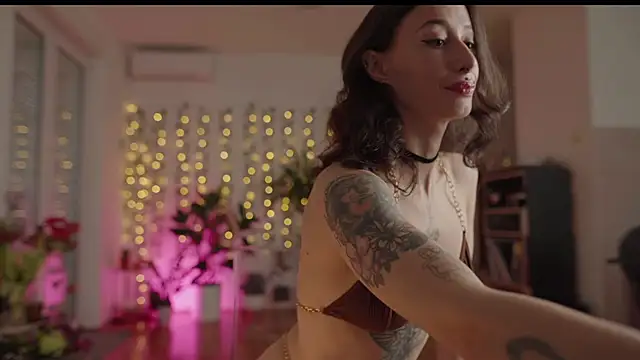 Snapshot of inked_witch chatting on February 2025 08:22:02 AM inked witch online show from February 2025 08:22:02 AM