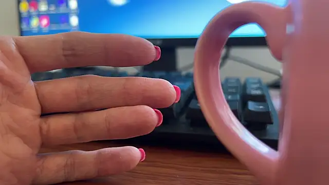 Snapshot of inked_witch chatting on September 2025 03:48:01 PM inked witch online show from September 2025 03:48:01 PM