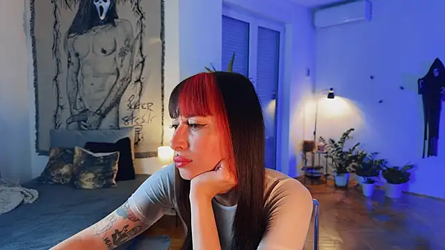 Snapshot of inked_witch chatting on October 2025 04:11:01 PM inked witch online show from October 2025 04:11:01 PM