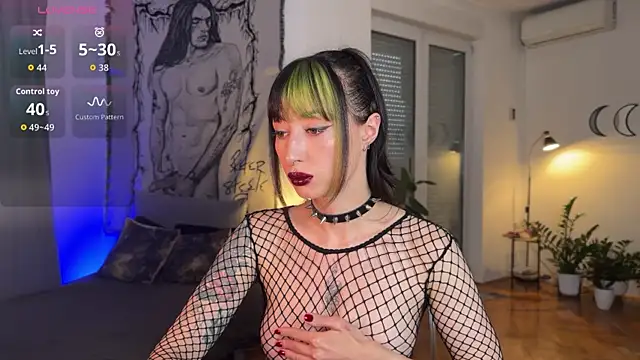 Snapshot of inked_witch chatting on November 2025 01:10:01 PM inked witch online show from November 2025 01:10:01 PM