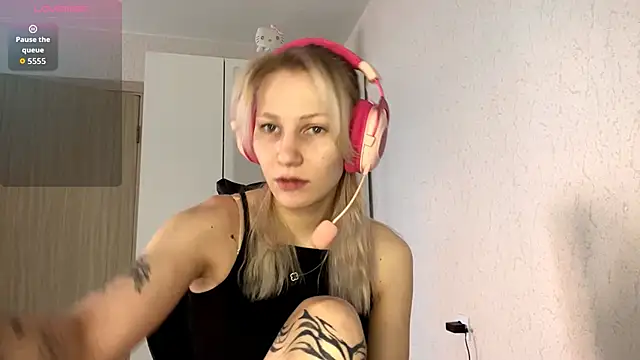 FoxySable online show from November 2025 08:14:01 AM