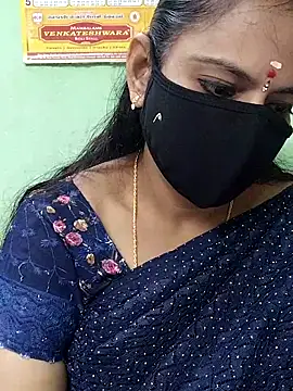 Queen-Neha online show from November 2025 06:55:02 PM