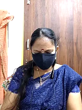 Queen-Neha online show from March 2026 06:14:02 PM