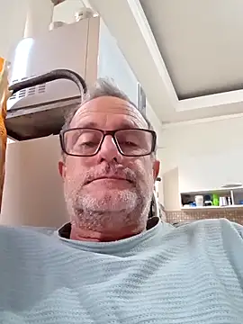 Snapshot of nard53 chatting on May 2026 11:38:02 AM nard53 online show from May 2026 11:38:02 AM