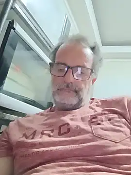 Snapshot of nard53 chatting on May 2026 09:04:01 AM nard53 online show from May 2026 09:04:01 AM
