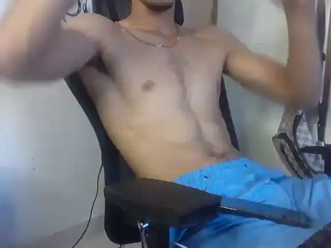 MischievousDuo online show from November 2025 07:02:02 PM