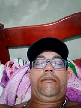 Snapshot of Paugostoso270515 chatting on April 2026 09:45:01 AM Paugostoso270515 online show from April 2026 09:45:01 AM