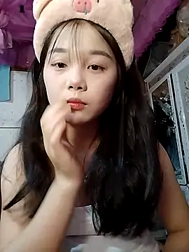 Snapshot of Baa-bee22 chatting on April 2026 05:49:02 AM Baa-bee22 online show from April 2026 05:49:02 AM