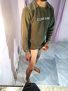 Snapshot of itsme_chappie chatting on February 2026 03:07:01 PM itsme chappie online show from February 2026 03:07:01 PM