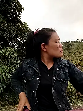 Snapshot of meomeo-00 chatting on February 2026 08:33:02 AM meomeo-00 online show from February 2026 08:33:02 AM