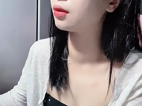 Hellen2999 online show from December 2025 02:20:02 AM