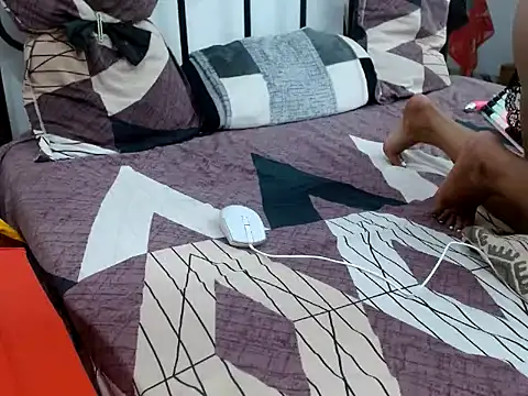 raveena hot online show from February 2026 01:48:02 PM