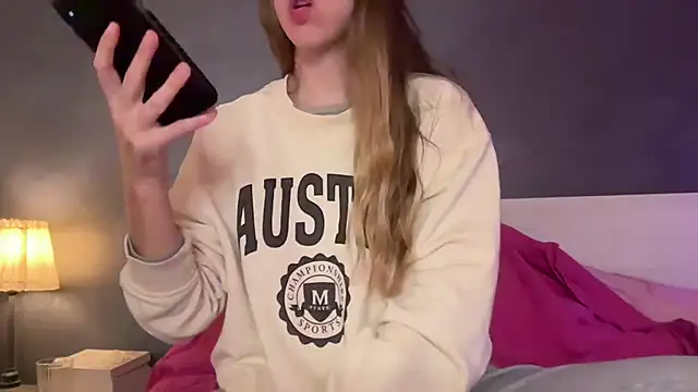 Martimartinaxx online show from February 2026 08:36:01 PM