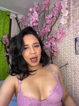 Esmerald 1111 online show from April 2026 10:09:02 AM