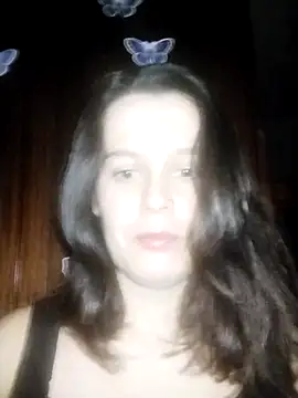 Liliakis online show from November 2025 07:36:03 PM