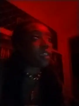 Snapshot of VenezuelaLuxeNoir chatting on February 2026 11:17:01 AM VenezuelaLuxeNoir online show from February 2026 11:17:01 AM