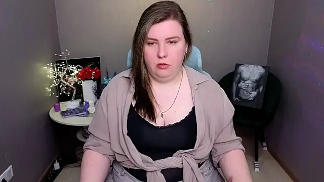 Valerry  online show from November 2025 01:03:01 PM