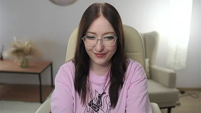 AyannaHerriott online show from November 2025 01:00:02 PM