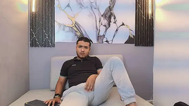 PAUL GLENN1 online show from November 2025 03:18:02 AM