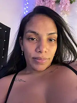 ArielleMillerr- online show from April 2026 05:29:01 PM