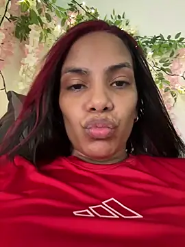 Snapshot of ArielleMillerr- chatting on May 2026 05:21:02 PM ArielleMillerr- online show from May 2026 05:21:02 PM