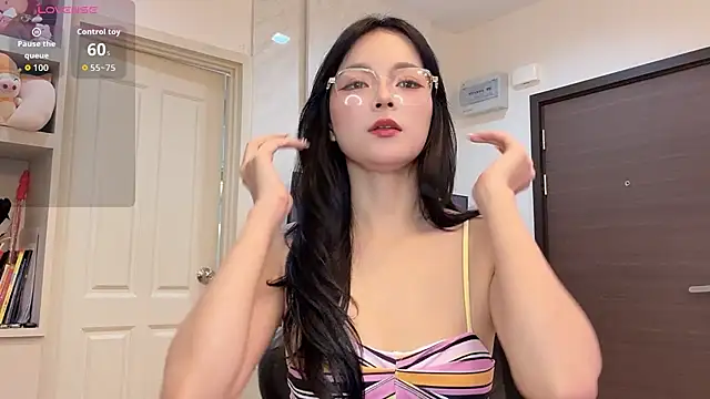 Achix58 online show from February 2026 02:47:02 PM