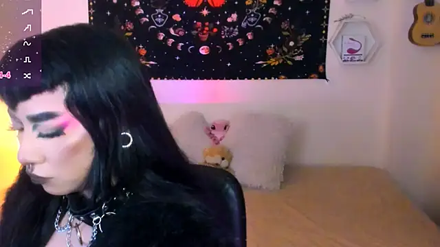 VexieDemon666 online show from November 2025 01:27:02 AM