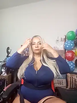 LaReineCleo online show from March 2026 11:10:02 AM