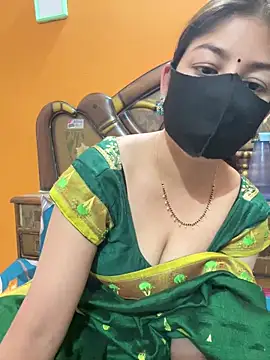 Snapshot of cutestpearl chatting on March 2026 07:24:02 PM cutestpearl online show from March 2026 07:24:02 PM